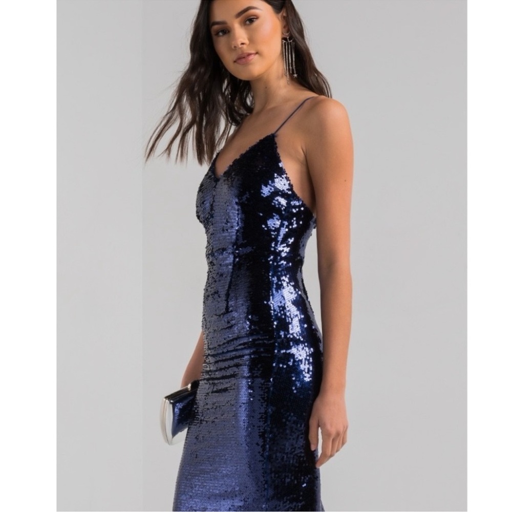 Akira Shine & Sparkly Navy Sequin Midi Dress - Picture 3 of 9